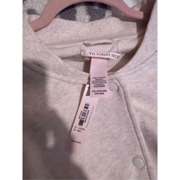 Xxl plus VS Victoria’s Secret snap front bomber jacket/coat/sweatshirt/sweater - Picture 8 of 8